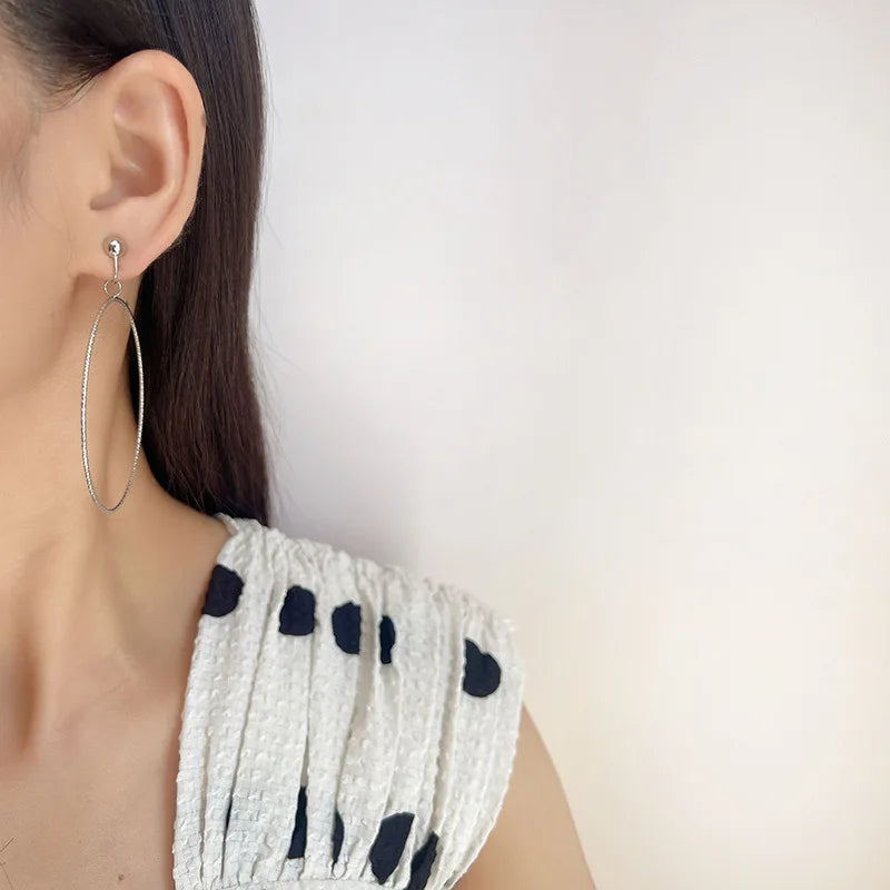 Elegant Oversized Gold Alloy Round Hoop Stud & Clip On No Piercing Minimalist Metal Circle Earrings