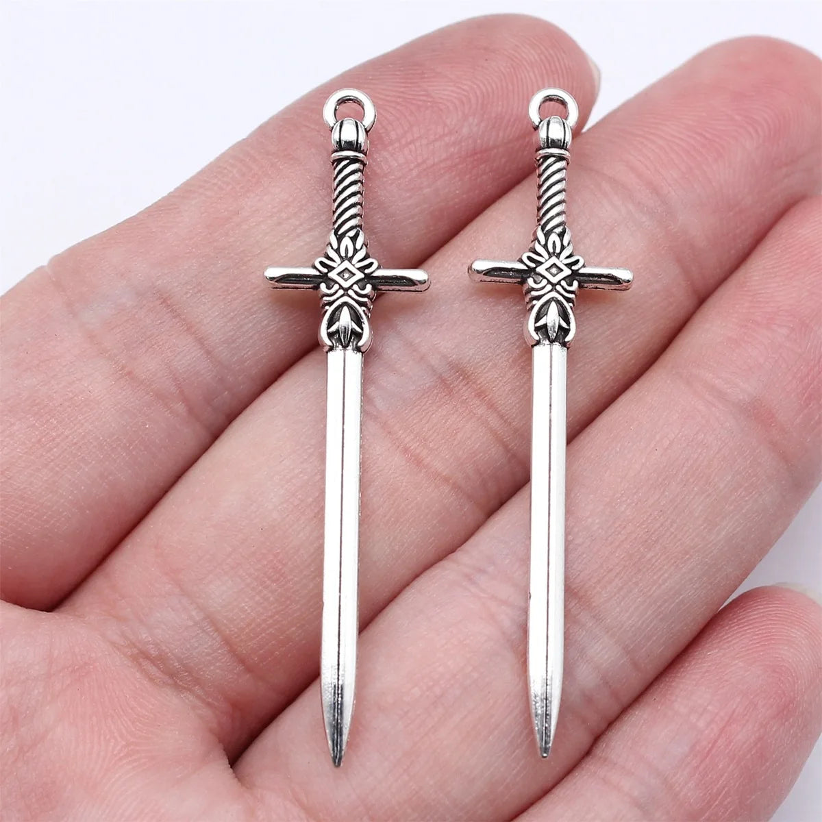 50x12mm 1.6g Multicolor Zinc Alloy Anime Cosplay Knife Weapon Charm Pendant for DIY Jewelry Making