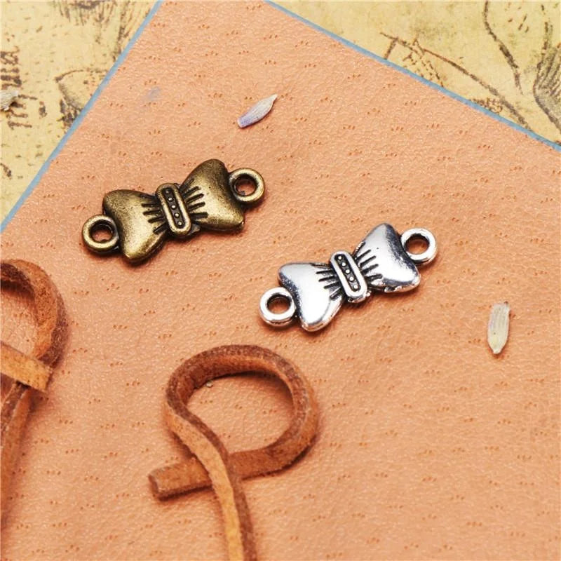 19x8MM Antique Silver Zinc Alloy Butterfly Charm Pendant for DIY Necklace Bracelet Jewelry Making