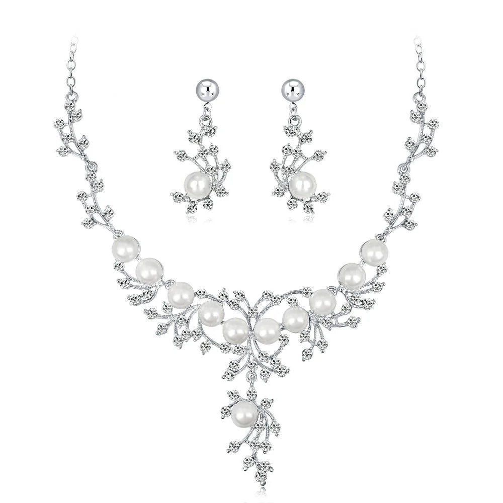 Elegant Pearl Rhinestone Floral Necklace And Earrings Jewelry Set Silver Alloy Bridal Jewelry For Wedding Party
