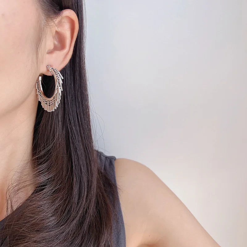 Vintage Alloy Round Hoop Tassel Stud & Clip On No Piercing Statement Fringe Vacation Earrings