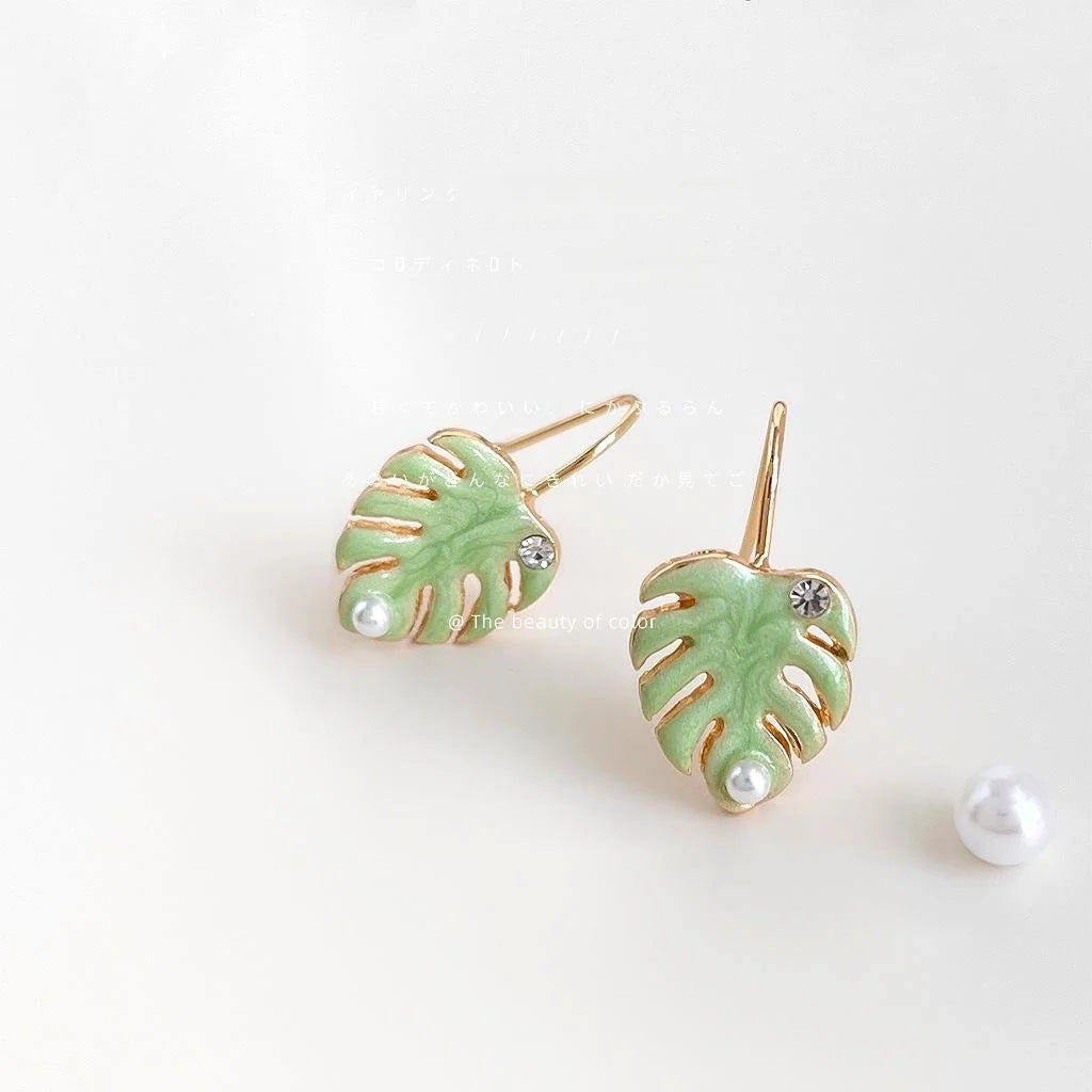 Green Enamel Monstera Leaf Copper Drop Earrings, Vintage Pastoral Fresh Artistic Jewelry