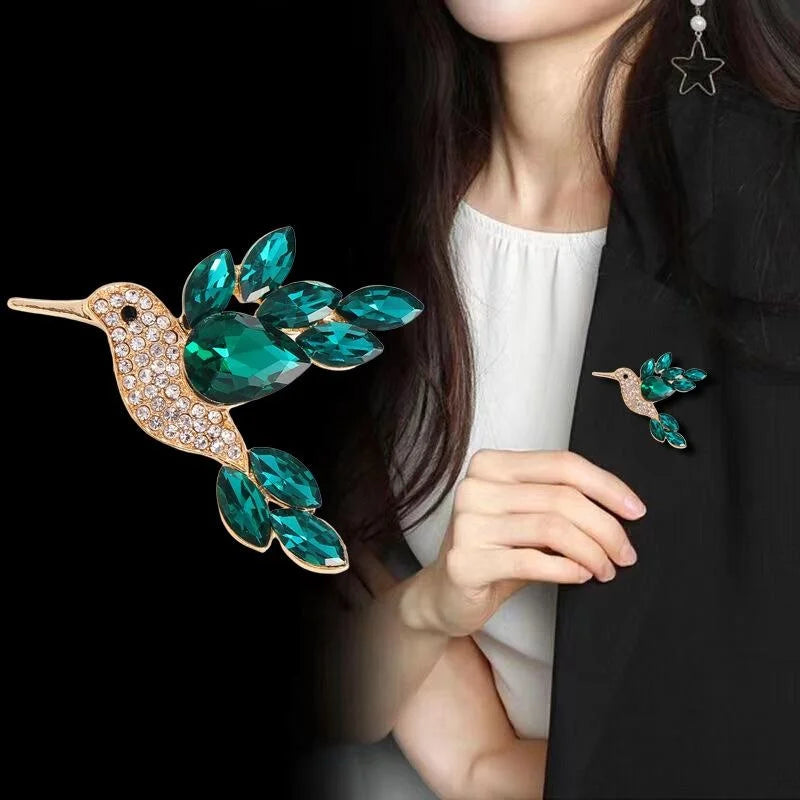 Elegant Flying Bird Rhinestone Glass Brooch Alloy Hummingbird Lapel Pin Corsage For Women's Suit Accessory Gift