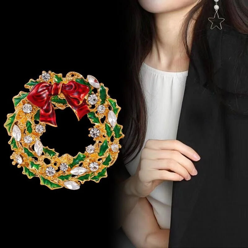 Elegant Christmas Wreath Brooch Alloy Enamel Red Bow Rhinestone Lapel Pin Corsage Suit Accessory Gift