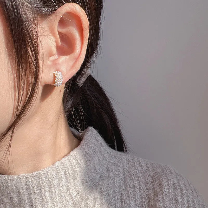 Elegant C Shape Pearl Rhinestone Alloy Stud & Clip On No Piercing Small Huggie Hoop Women's Earrings