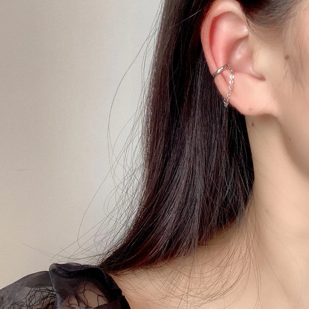 Vintage Gold Alloy Ear Cuff Chain Tassel Stud & Clip On No Piercing Elegant Minimalist Hoop Earrings