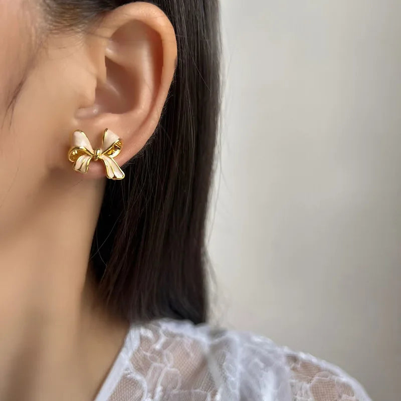 Elegant Enamel Bow Knot Alloy Stud & Clip On No Piercing Gold Tone Niche Design Women's Earrings