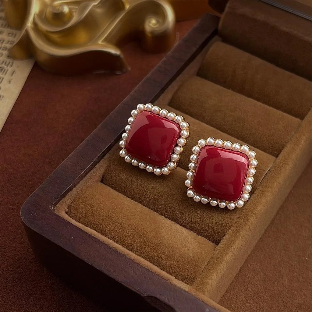 French Vintage Burgundy Geometric Square Zinc Alloy Stud Earrings For Women
