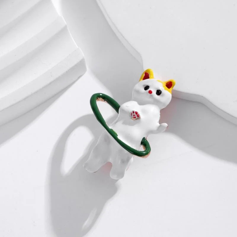Cute Enamel Cat Hula Hoop Brooch, Creative Pet Animal Lapel Pin Corsage Suit Accessory Gift