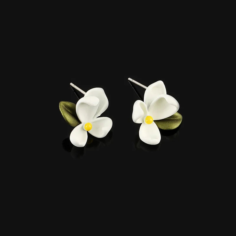Elegant White Enamel Gardenia Flower Stud & Clip On No Piercing Matte Petal Summer Fashion Earrings