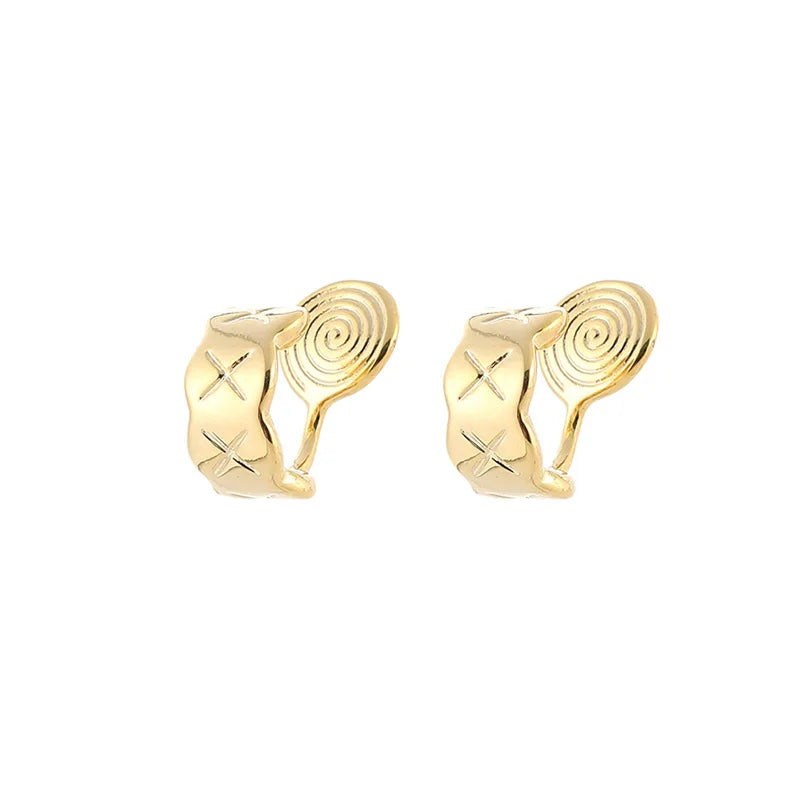 Elegant Gold Alloy Spiral Disc Quilted Star Round Hoop Stud & Clip On No Piercing Fashion Earrings