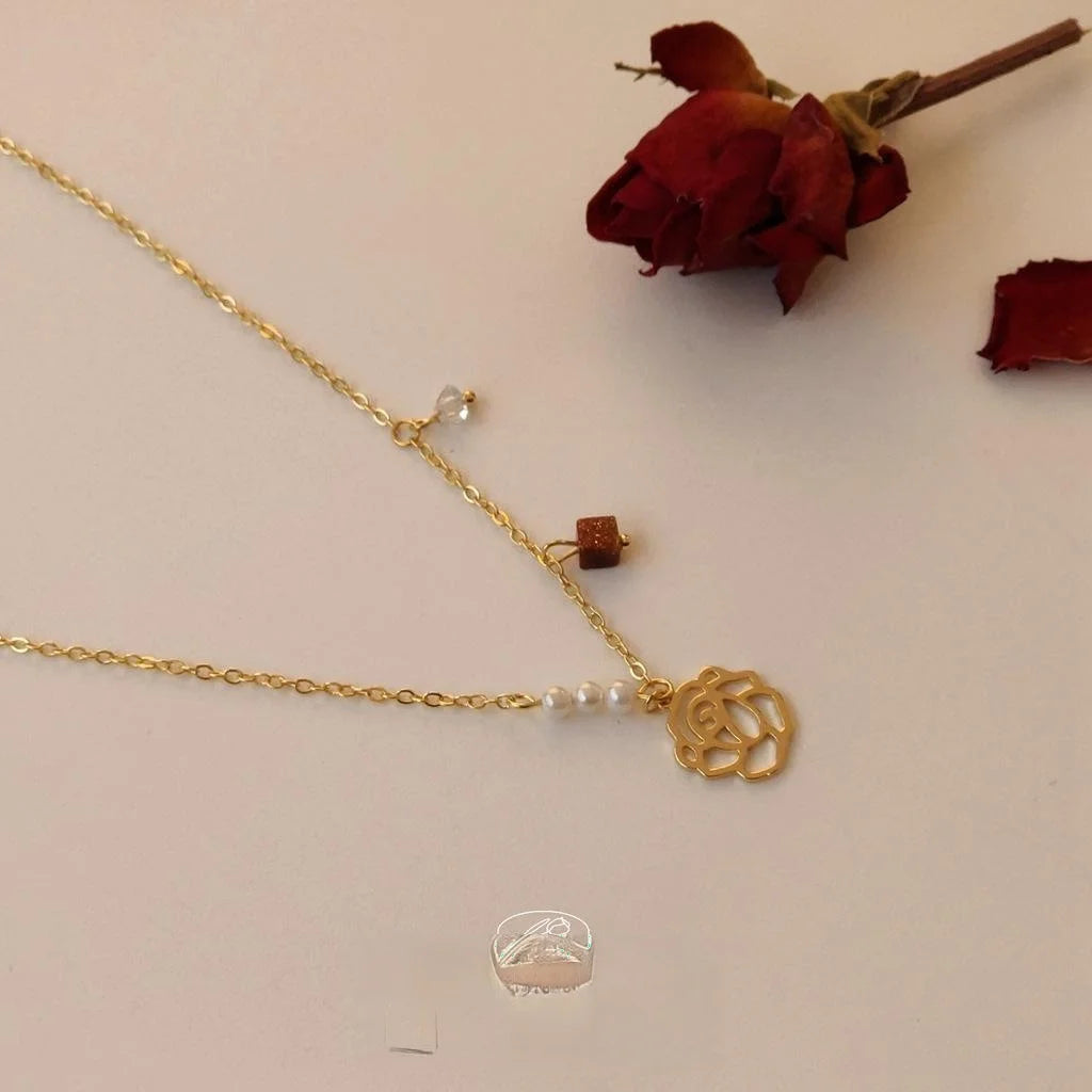 Vintage French Style Gold Plated Copper Pearl Rose Collarbone Necklace For Women