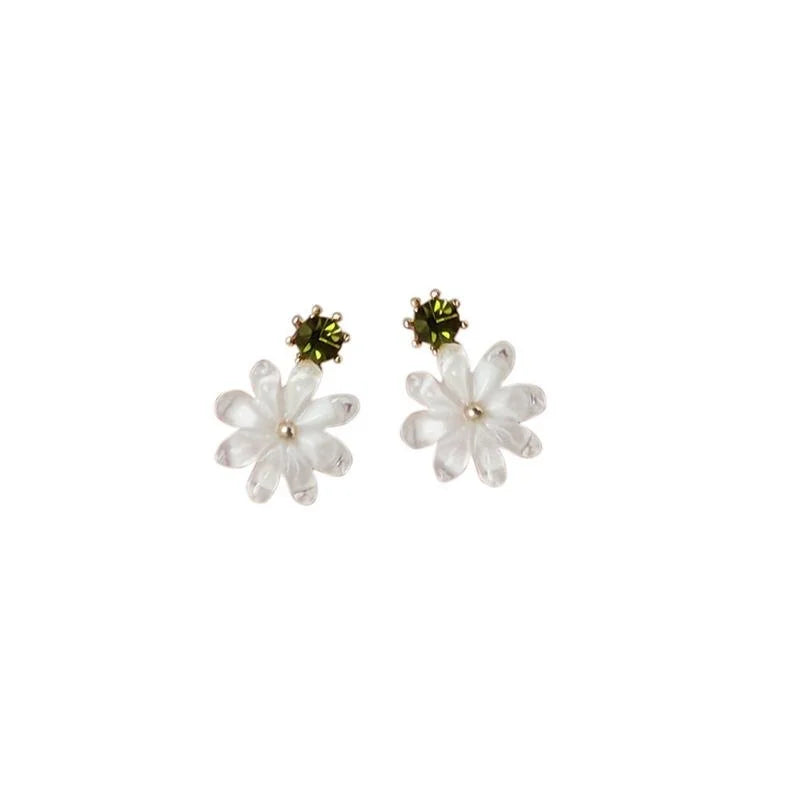 14K Gold Plated Copper Small White Flower Stud Earrings Fresh Forest Style Summer Jewelry