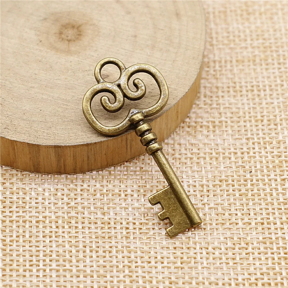 41x19mm 2.9g Multicolor Zinc Alloy Key Charm Pendant for DIY Necklace Bracelet Jewelry Making
