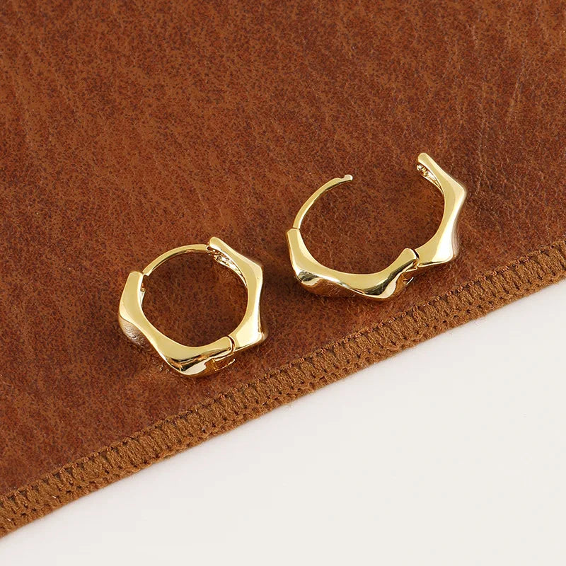 Elegant Gold Alloy Plain Hoop Huggie Ear Cuffs, Stud & Clip On No Piercing Commuter Circle Earrings