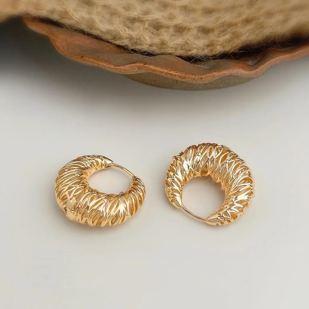 Light Luxury Copper Hollow Out Irregular Geometric Round Stud Earrings