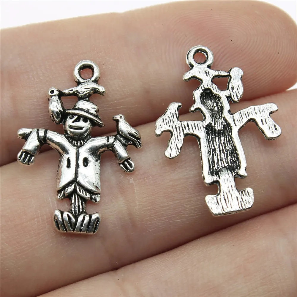 25x18mm 1.4g Antique Silver Zinc Alloy Scarecrow Charm Pendant for DIY Handmade Jewelry Making