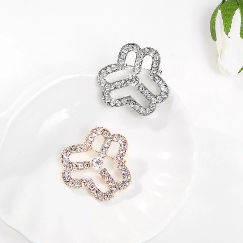 Elegant Rose Gold Alloy Flower Logo Brooch With Clear Rhinestones, Women's Lapel Pin Corsage Gift