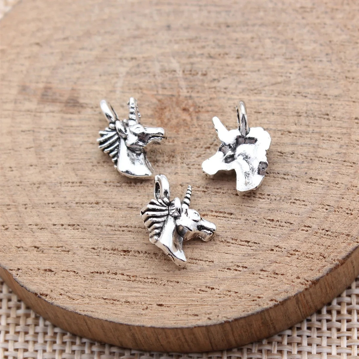 13.6x10mm 0.7g Antique Silver Zinc Alloy Unicorn Charm Pendant for Bracelet Necklace DIY Jewelry