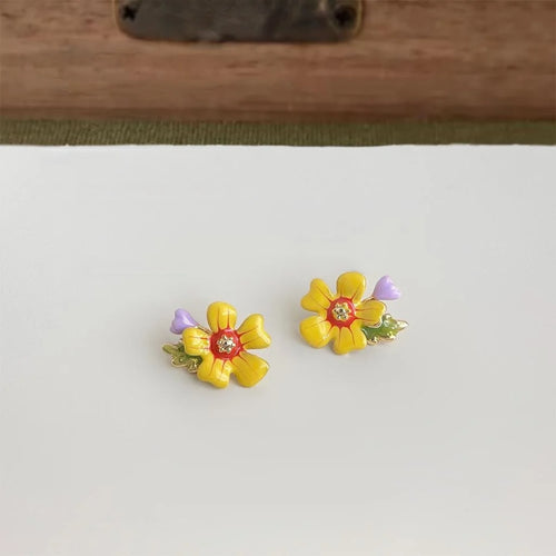 French Sweet Pastoral Copper Enamel Flower Stud Earrings With Oil Painting Colorblock Design