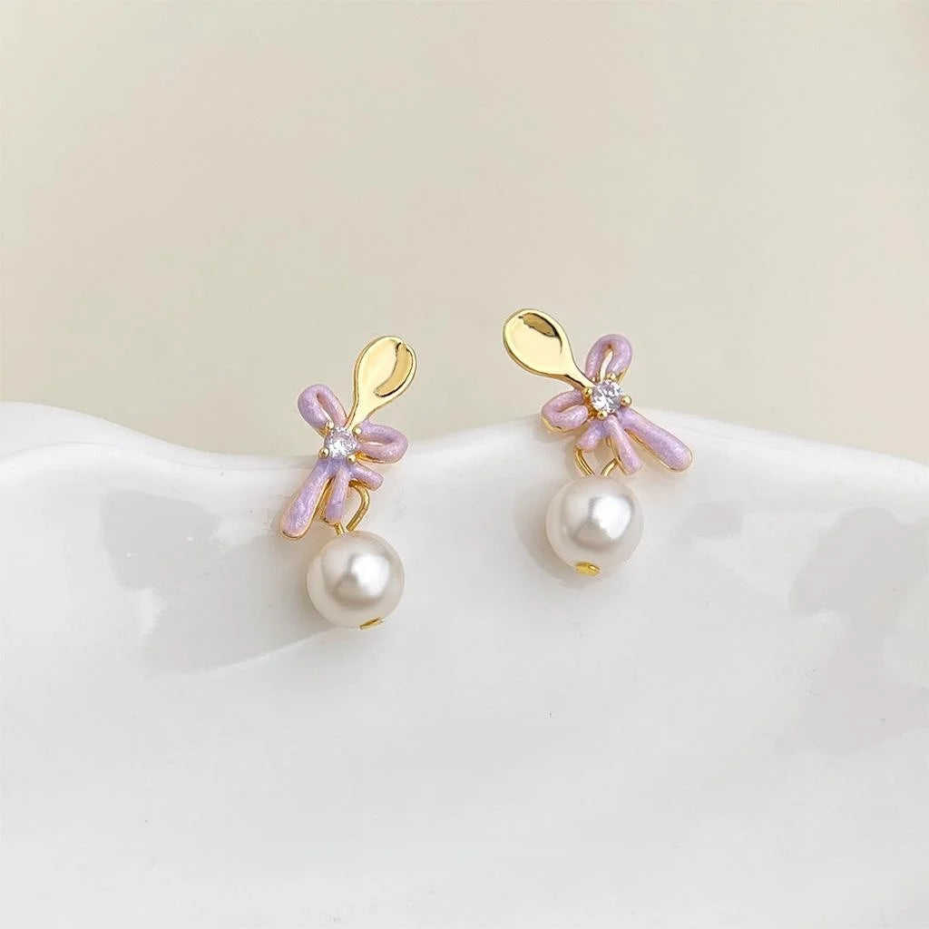 Sweet Bow Pearl Stud Earrings Eco-Friendly Copper Enamel Glaze Spoon Design Women's Jewelry
