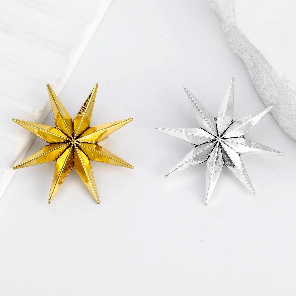 Elegant Eight Point Star Alloy Brooch, Silver Tone Geometric Lapel Pin Corsage For Women's Suit Accessory