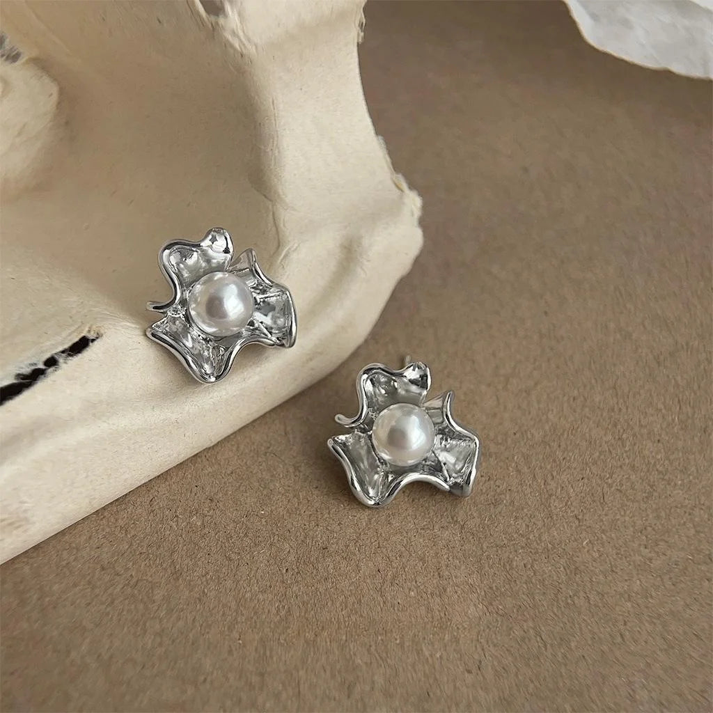 Light Luxury Copper High Luster Pearl Stud Earrings Irregular Floral Geometric Ruffle Design