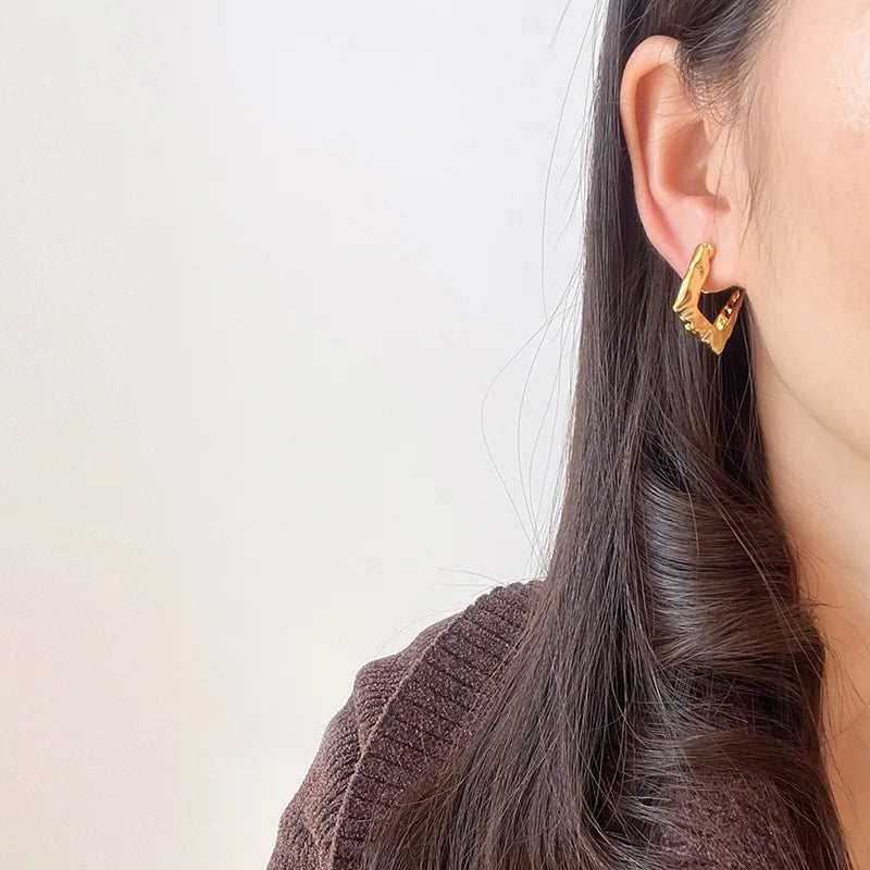 Elegant Gold Alloy Hammered Geometric Square Hoop Stud & Clip On No Piercing Minimalist Earrings