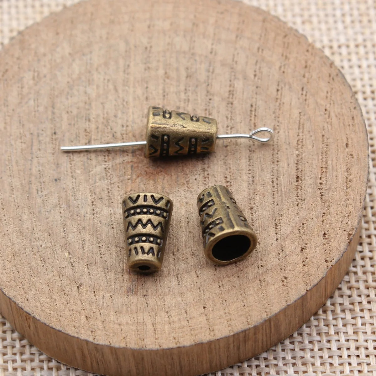 10.5x7.6x7.8mm 1.15g Multicolor Zinc Alloy Cone bead caps for tassel pendants and DIY jewelry findings