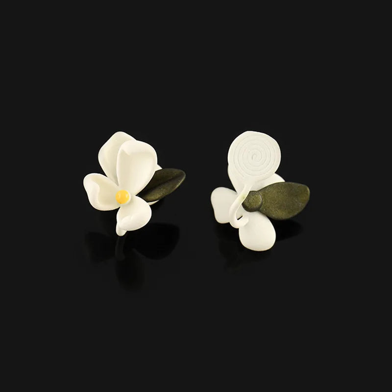 Elegant White Enamel Gardenia Flower Stud & Clip On No Piercing Matte Petal Summer Fashion Earrings