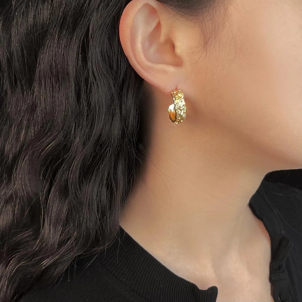 14K Gold Plated Copper C Shape Hoop Earrings Textured Geometric Minimalist Luxury Style