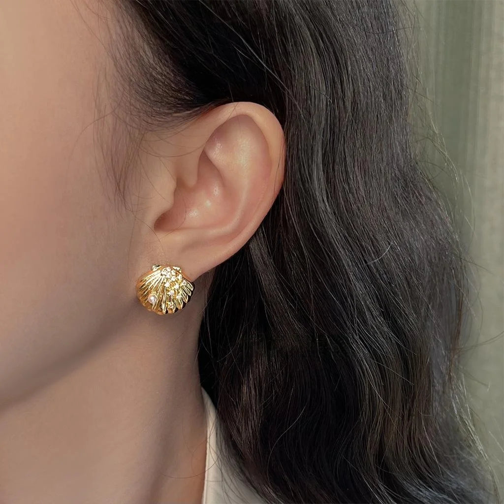 14K Gold Plated Copper Shell Stud Earrings With Micro Pave Zircon Ocean Star Luxury Style