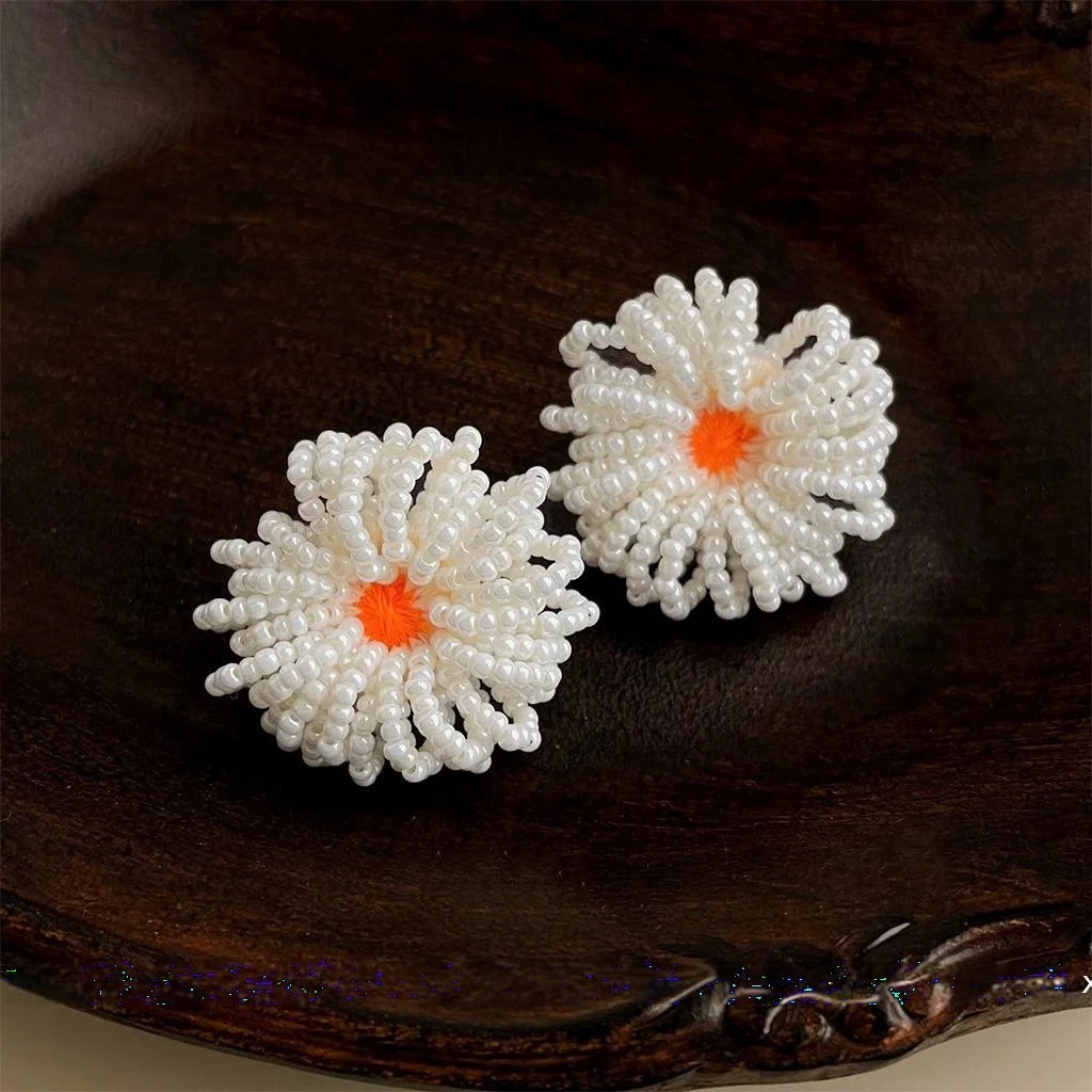 Sweet Beaded Flower Drop Earrings Rice Bead Petal Forest Vacation Style Jewelry