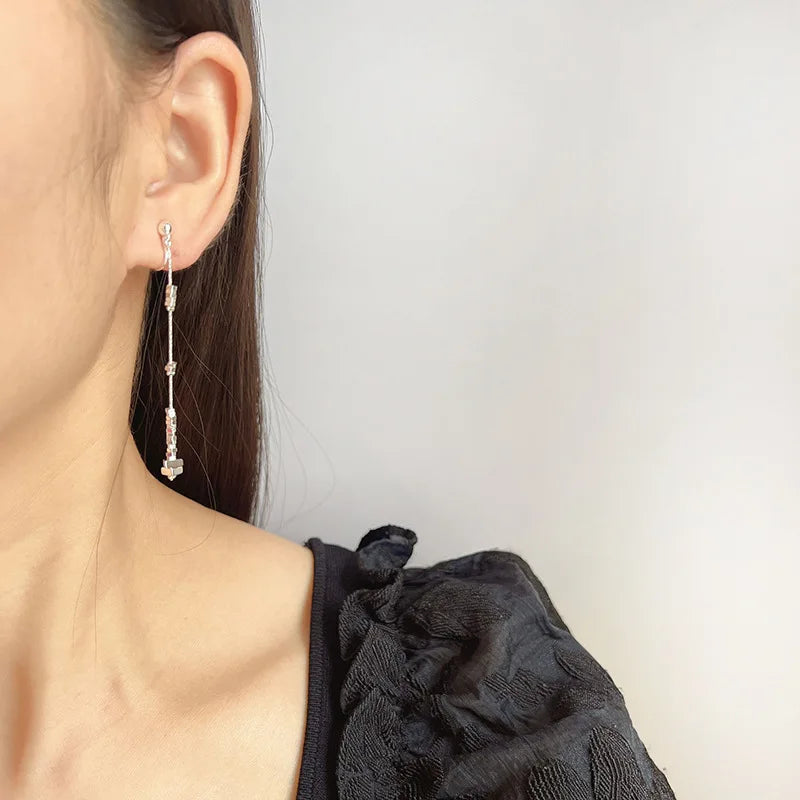 Elegant Silver Alloy Broken Silver Bead Long Chain Tassel Stud & Clip On No Piercing Women's Earrings