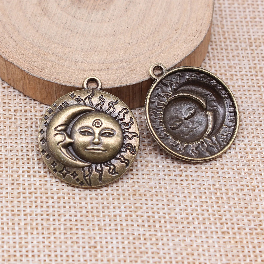 29x25mm 2.6g Zinc Alloy Human Face Sun Moon Charm Pendant for Necklace Bracelet Earring DIY Jewelry
