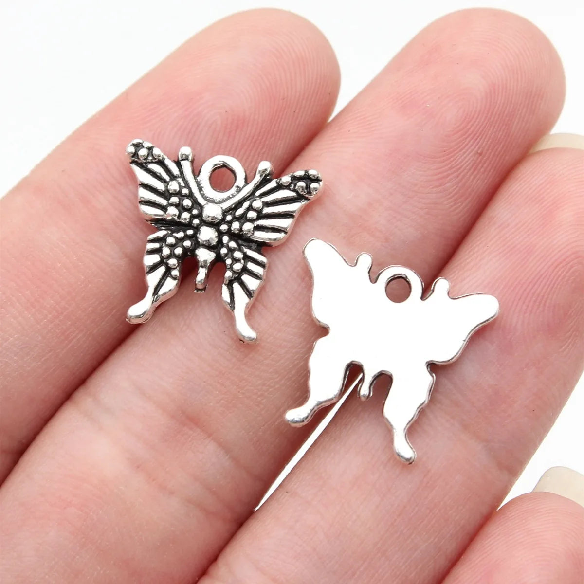 17x15mm 1.25g Antique Silver Zinc Alloy Butterfly Charm Pendant for DIY Necklace Bracelet Jewelry Making