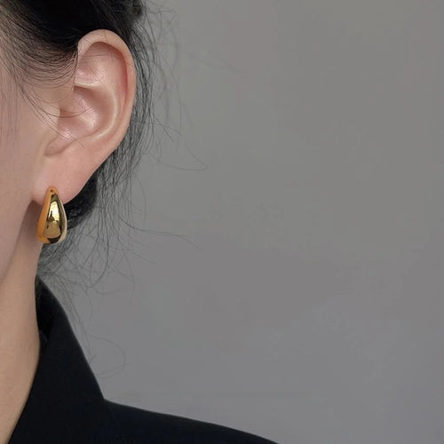 14K Electroplated Copper Oval Stud Earrings Minimalist Smooth Geometric Light Luxury Office Jewelry
