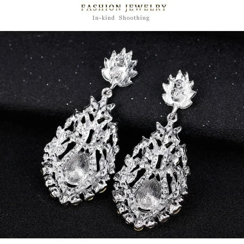 Luxury Rhinestone Crystal Teardrop Chandelier Earrings, Elegant Bridal Alloy Studs For Wedding Party Banquet
