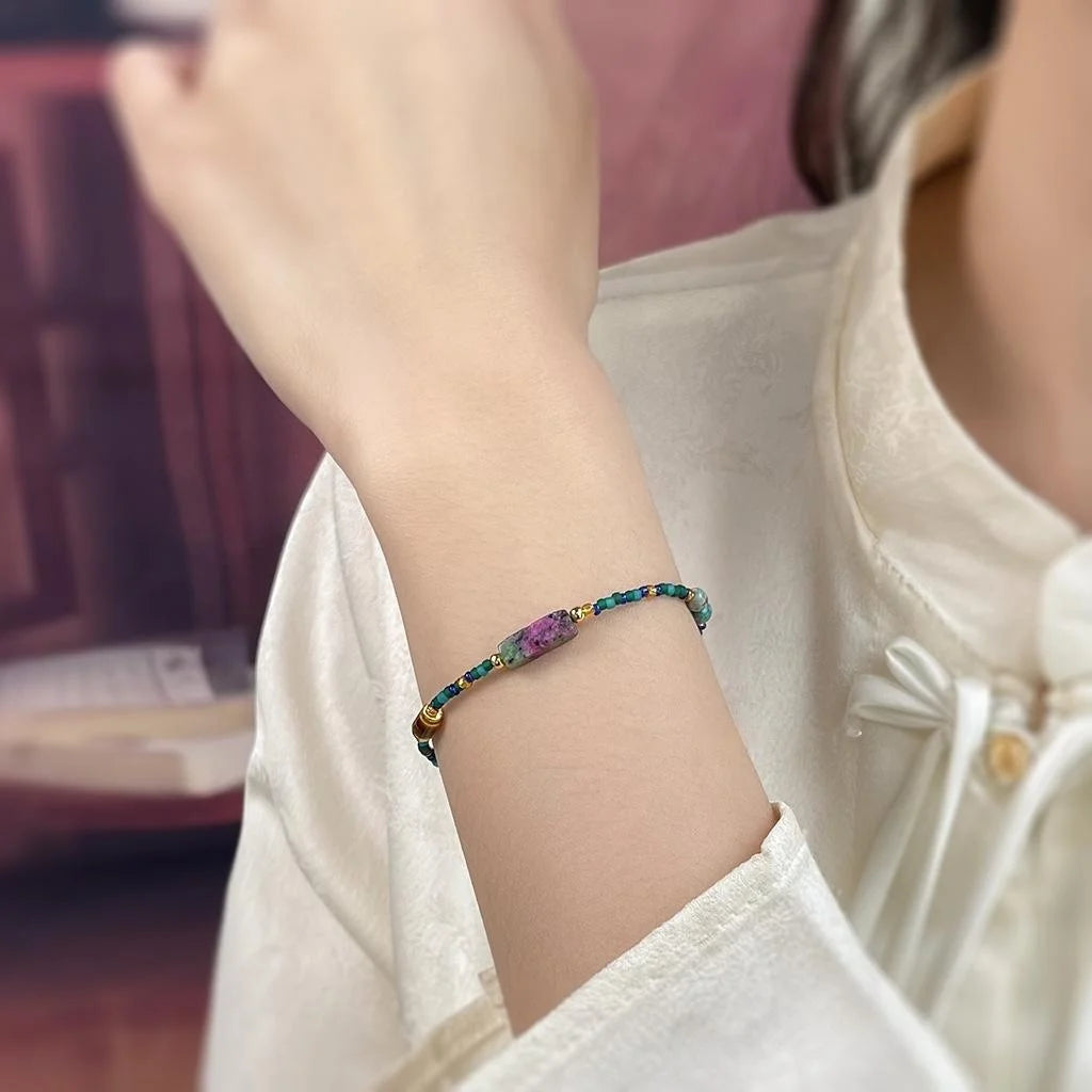 New Chinese Vintage Palace Style Handmade Natural Stone Rice Bead Geometric Bracelet For Women