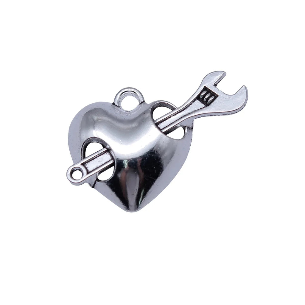 33x21mm 2.8g Antique Silver Zinc Alloy Heart Wrench Charm Pendant for DIY Tool Theme Jewelry