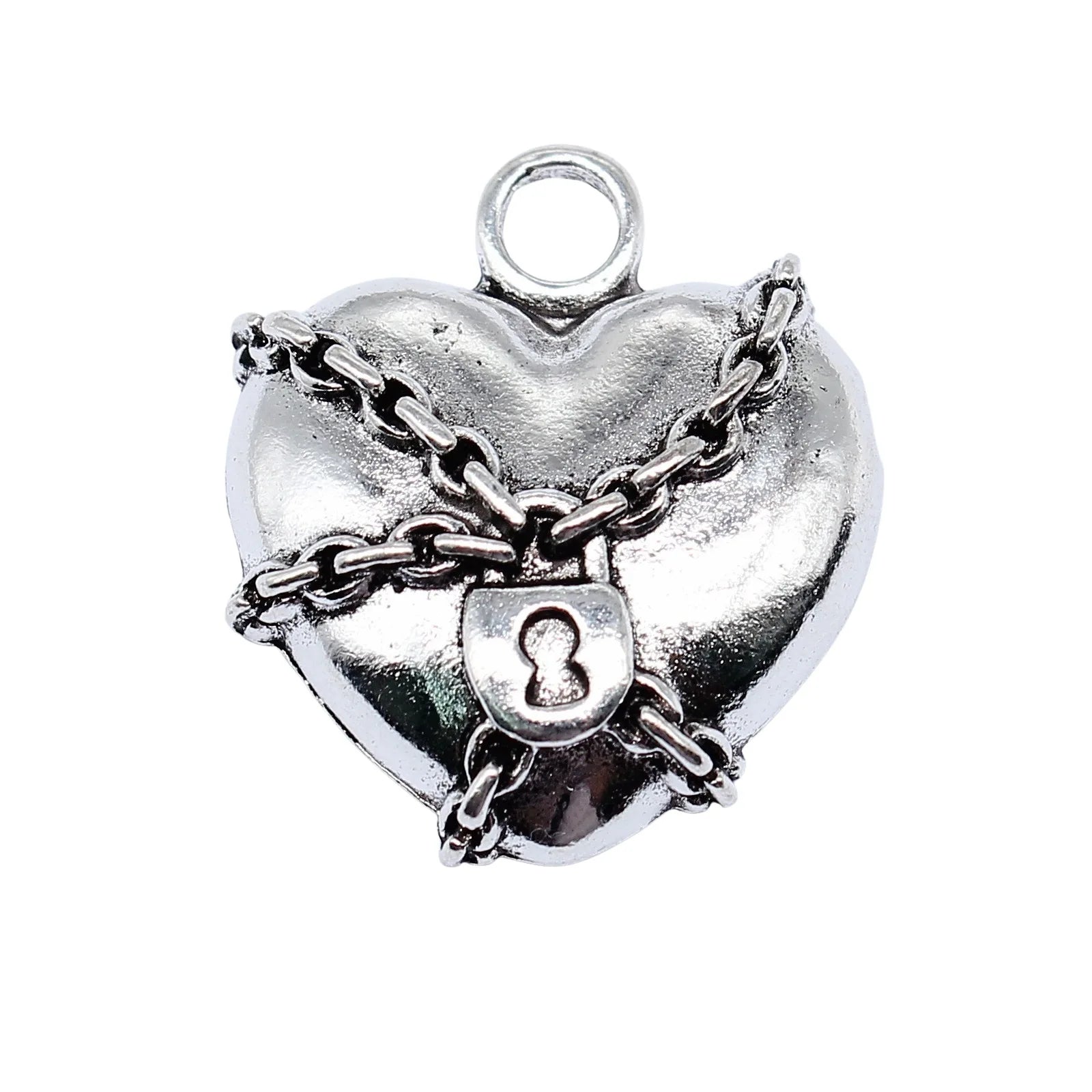 27x24mm 4.7g Antique Silver Tone Zinc Alloy Gothic Chain Heart Charm Pendant for DIY Jewelry Making