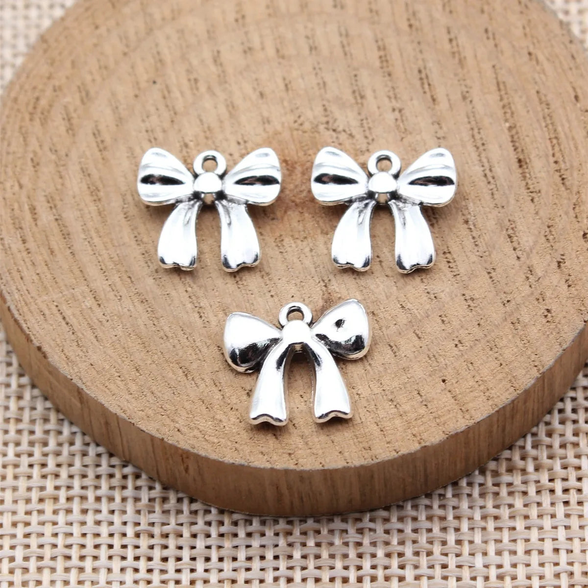 14x13mm 1.2g Antique Silver Zinc Alloy Bow Butterfly Charm Pendant for Bracelet Necklace DIY Jewelry Making
