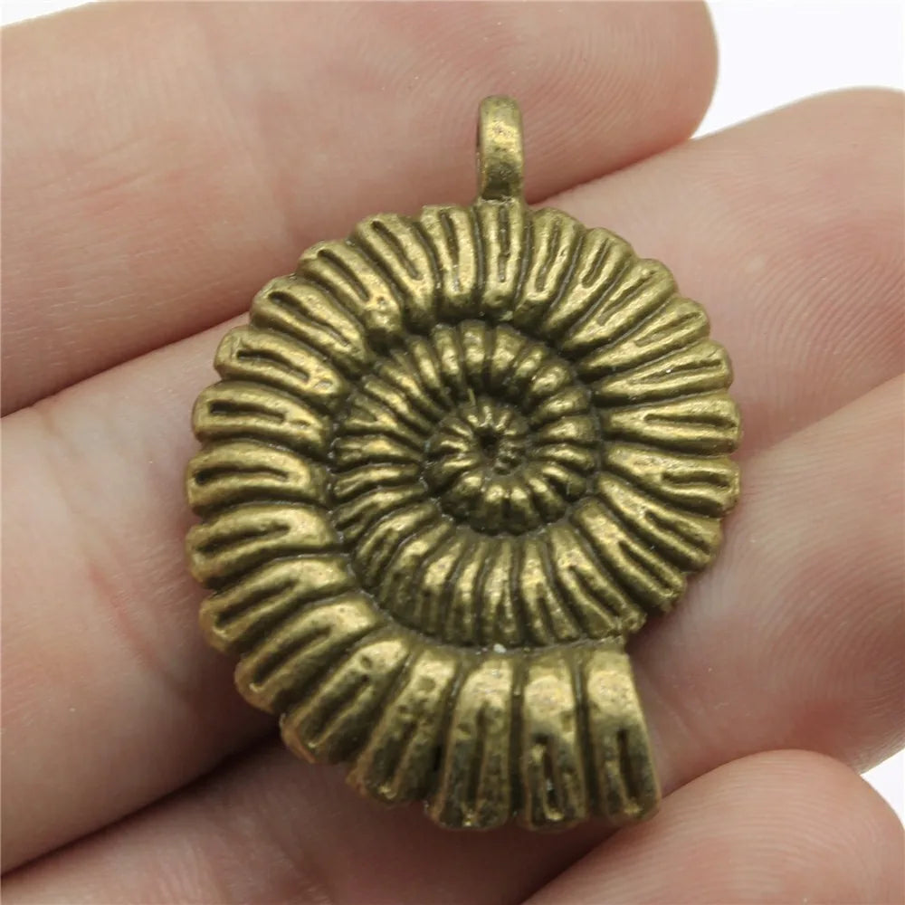36x27mm 12.7g Multicolor Zinc Alloy Conch Shell Charm Pendant for DIY Necklace Making