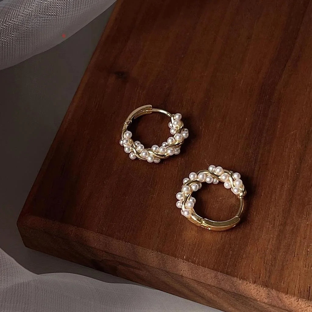 14K Gold Plated Copper Pearl Hoop Earrings Geometric Round High-End Trendy 2025 Design