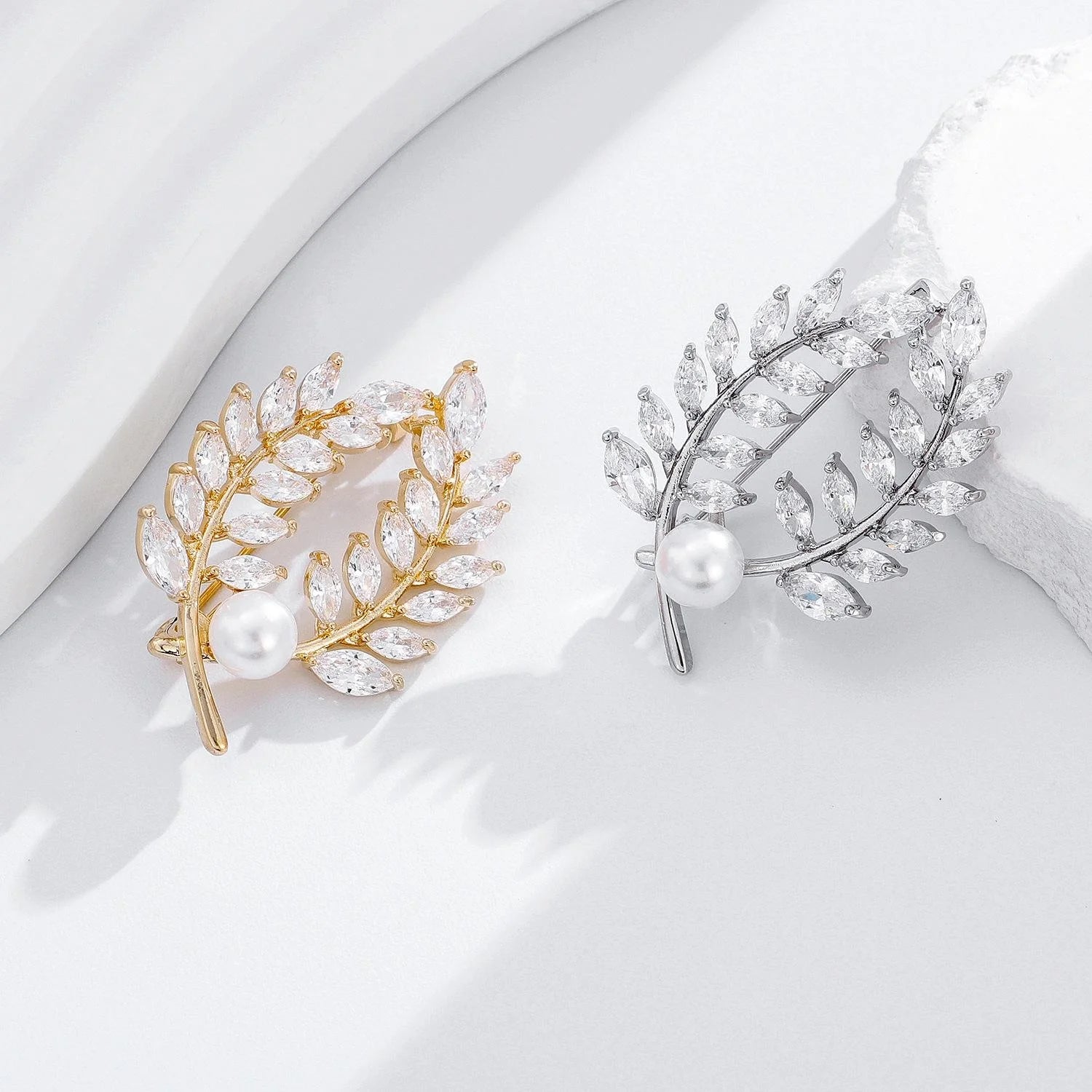 Luxury Wheat Leaf Rhinestone Pearl Alloy Brooch For Women, Elegant Lapel Pin Corsage Suit Accessory