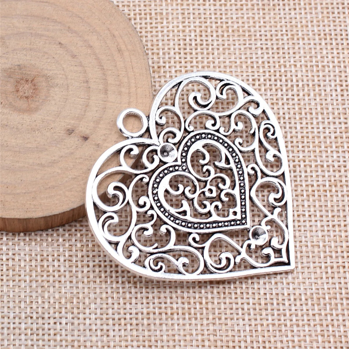 55x56mm 12.8g Antique Silver Zinc Alloy Hollow Flower Tree Large Heart Charm Pendant for DIY Necklace Making