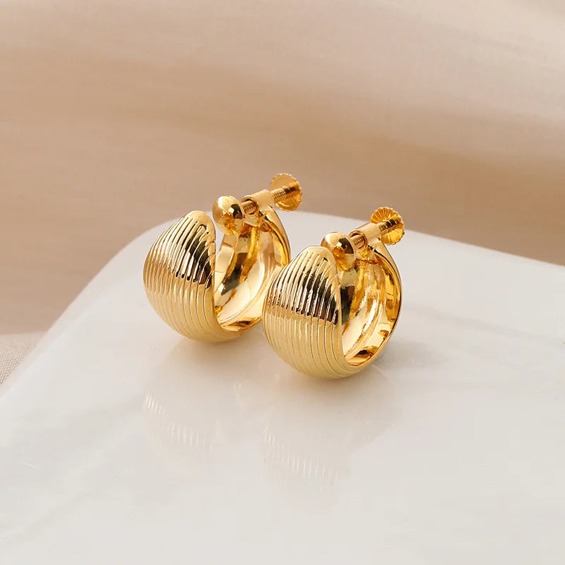 Vintage Gold Alloy Ribbed Hoop Huggie Stud & Clip On No Piercing Minimalist Ear Cuff Earrings