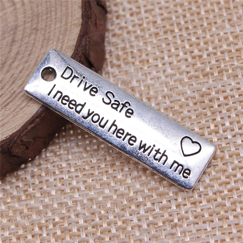34x10mm 2.7g Multicolor Zinc Alloy Drive Safe Letter Plaque Charm Pendant for Bracelet Keychain Making