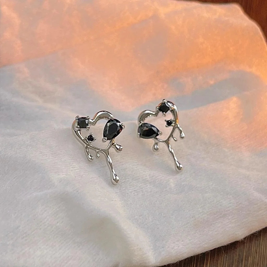 Sweet Cool Dark Lava Heart Stud Earrings Copper Micro Pave Zircon Black Liquid Style Jewelry