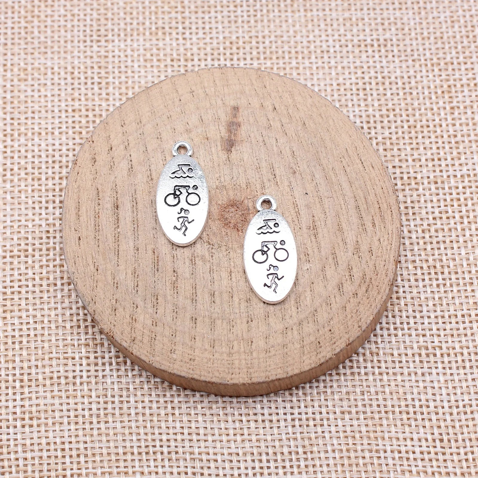 22x10mm 1.7g Antique Silver Iron Triathlon Swimming Bicycle Running Charm Pendant for DIY Sports Jewelry
